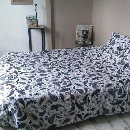 Chambre Privee Chez Un Particulier แซ็งต์-เซบาสเตียง-ซูร์-ลัวร์ ภายนอก รูปภาพ